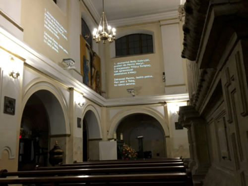 projektor kościół śpiewnik ekran rzutnik tekst liturgia 3